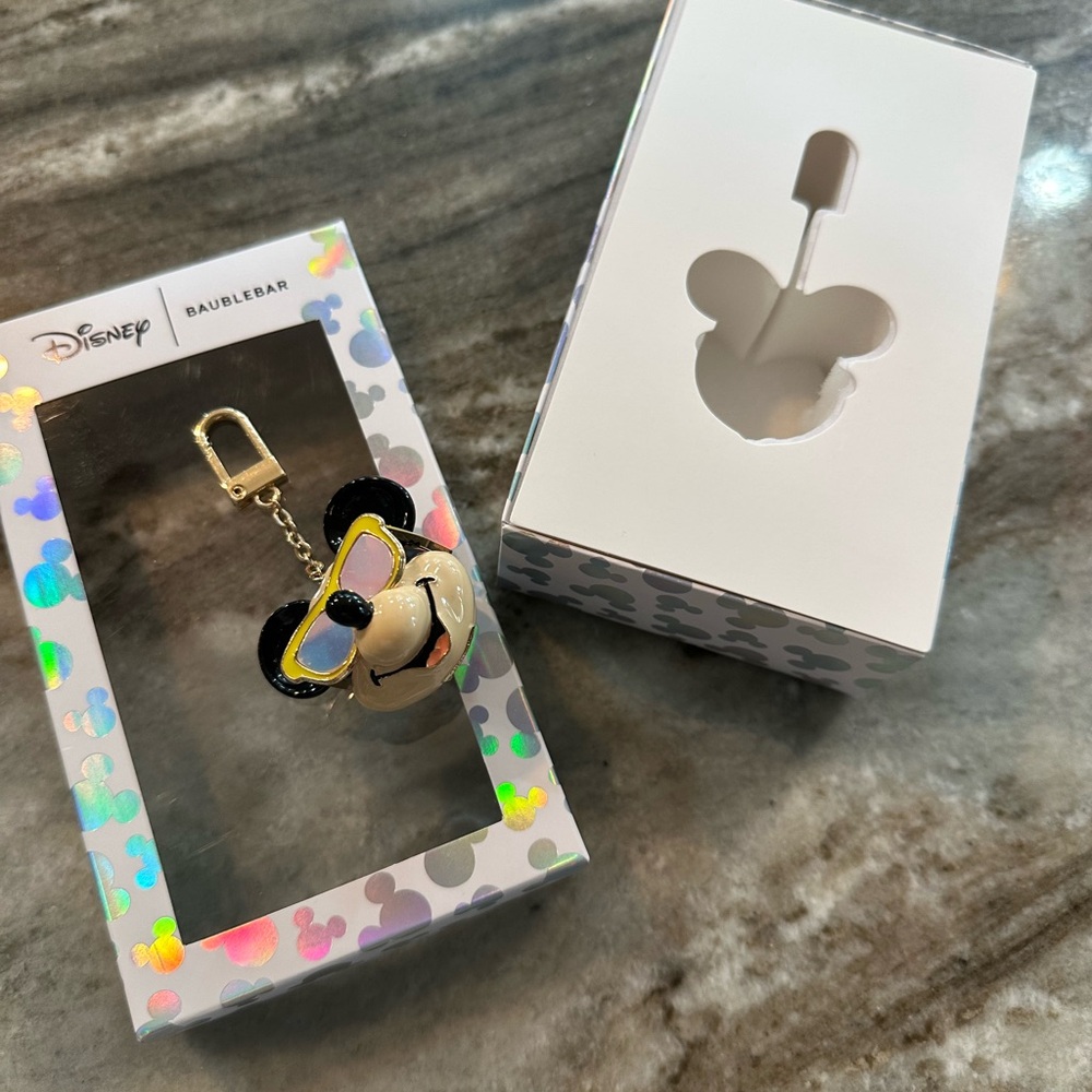 NWT Disney BaubleBar Mickey Mouse Bag Charm - Picture 2 of 2